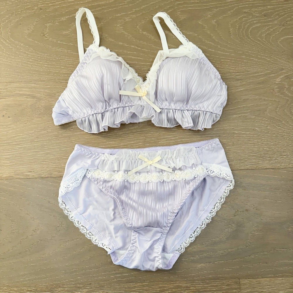 Cottagecore Coquette Victorian Renaissance Lavender Lace Bralette Panty Set S - Picture 2 of 3